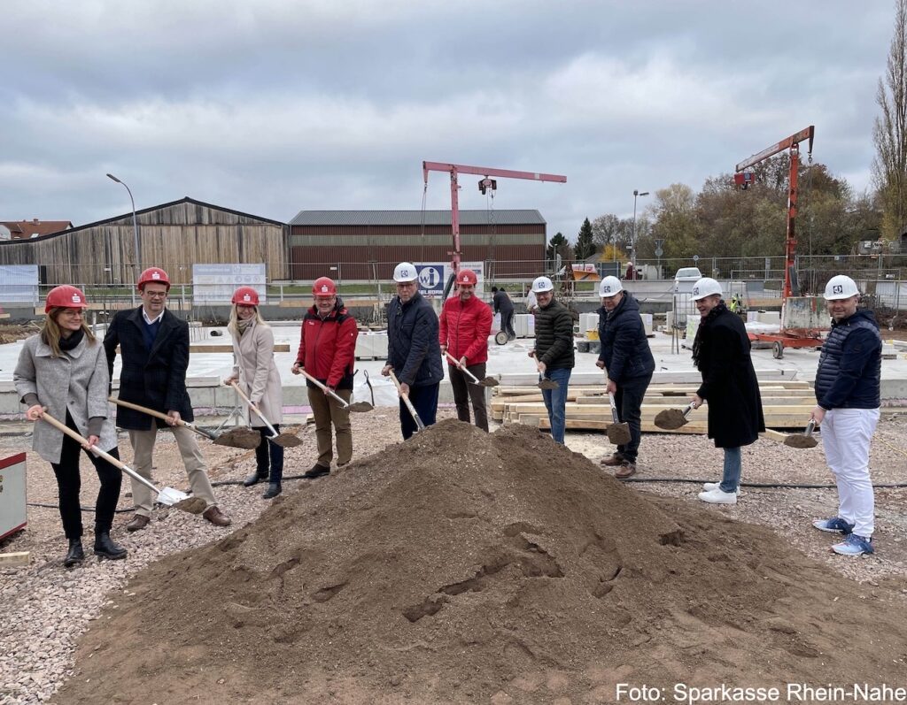 Spatenstich Des Neuen Sparkassen Beratungs Centers In R Desheim Nahe News