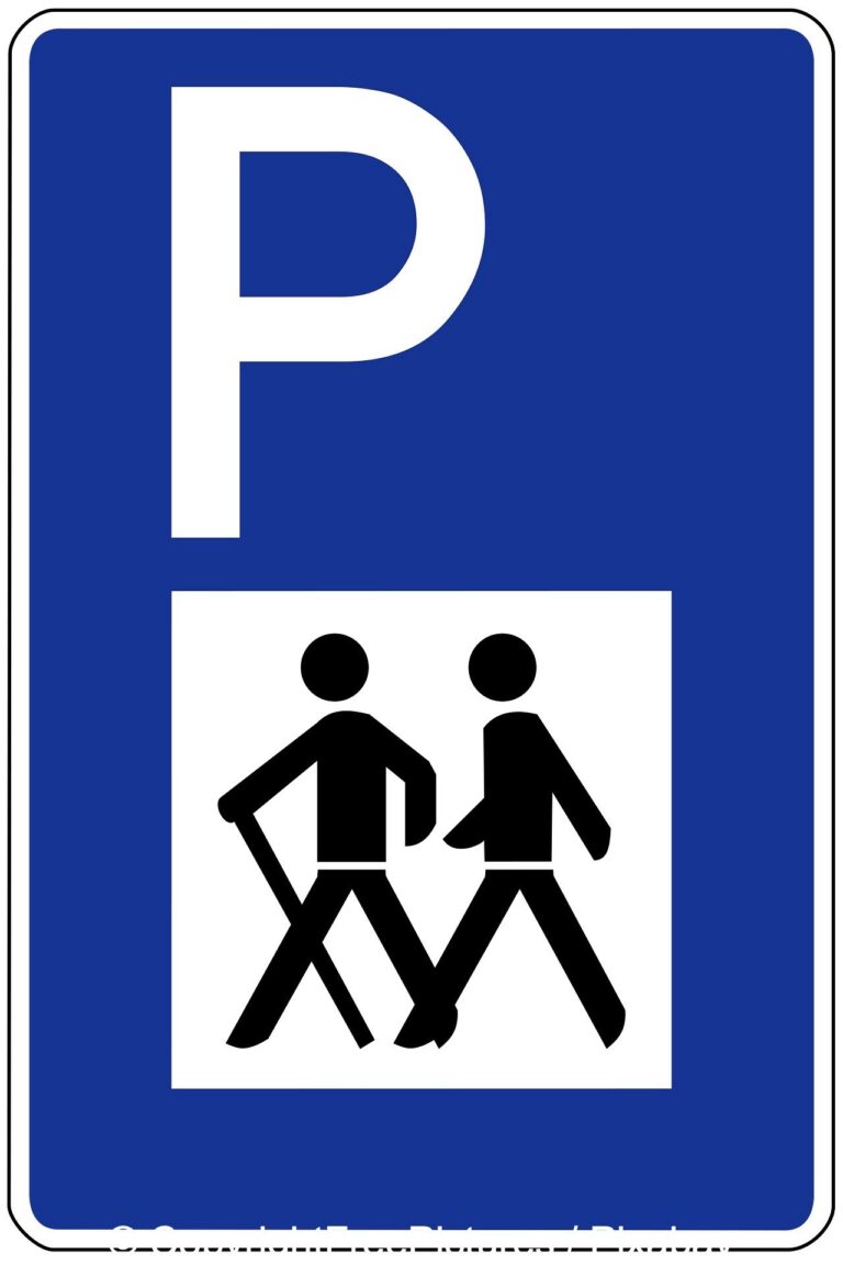 Wanderparkplatz und Verkehrsmaßnahmen in Schöneberg ermöglichen