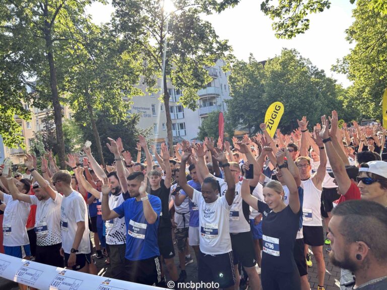 Jetzt noch anmelden: Sportlicher Teamgeist beim 14. dm Firmenlauf in Bad Kreuznach