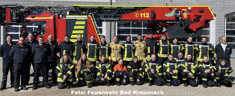 Erfolgreicher Feuerwehr-Grundausbildungslehrgang