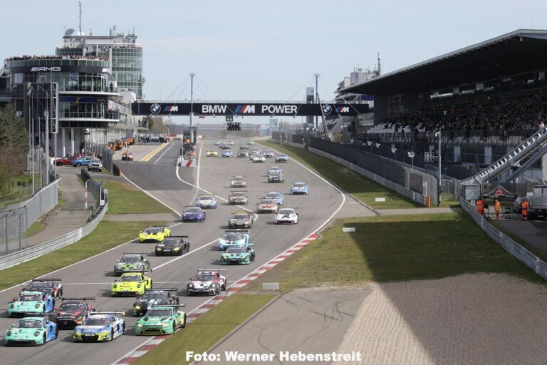 Nürburgring Langstrecken Serie startete in die neue Saison