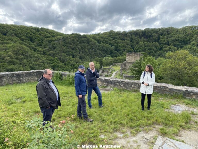 Unterhalt der Schmidtburg und Mauerspechte bereiten Sorgen