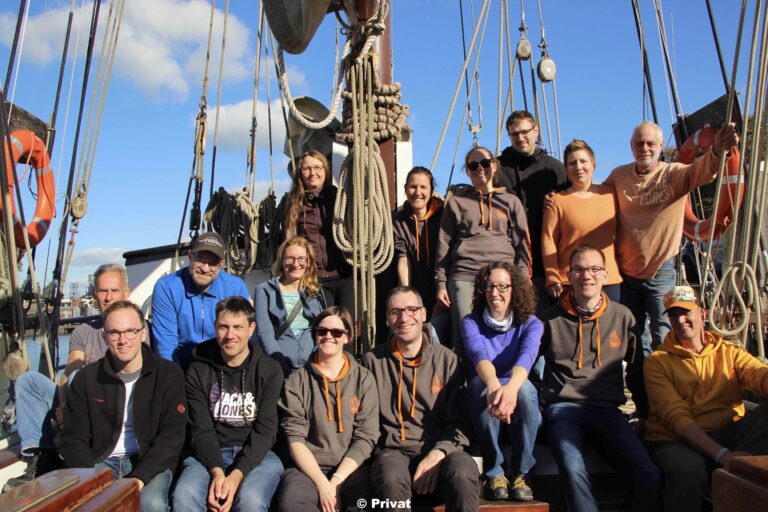 „Über Grenzen hinweg“ – Auszeit unter Segeln auf dem Ijsselmeer