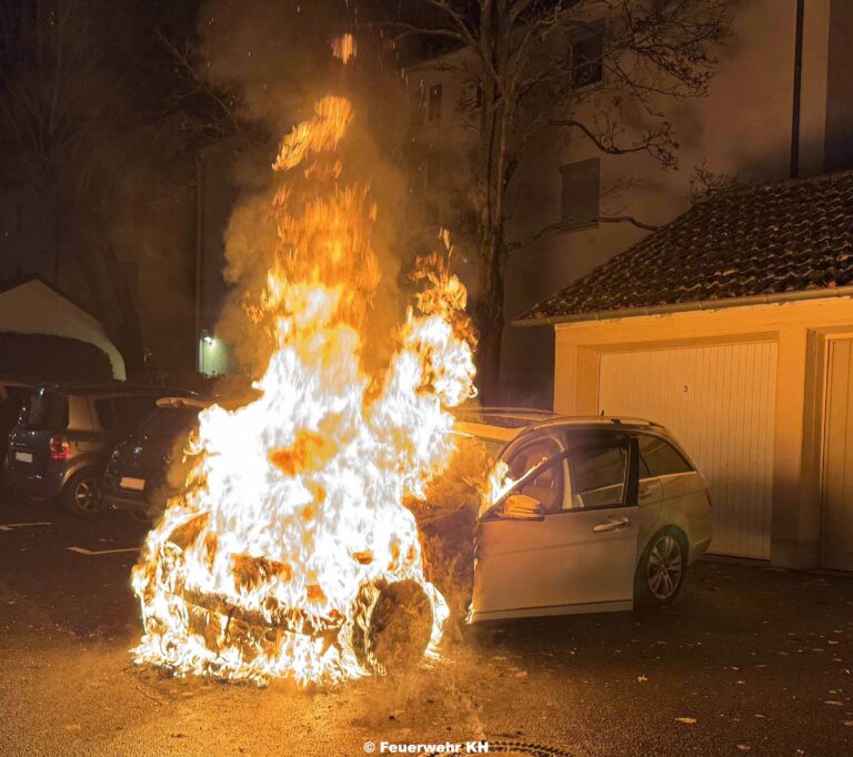 Auto fing plötzlich Feuer