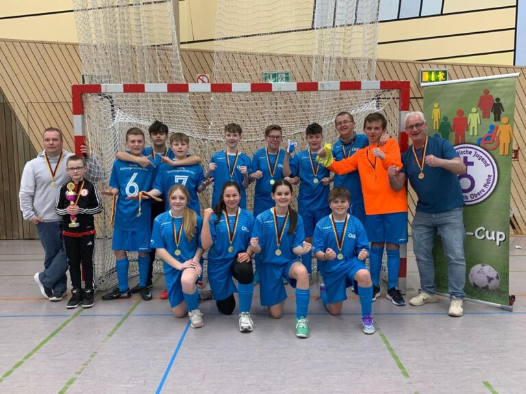 Edelsteingemeinde glänzte beim KonfiCup